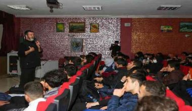 Erdemli’de “Onlarda can, birlikte yaşam” semineri
