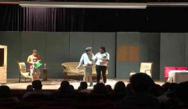 Erdemli’de ‘Yatırlı Günler’ adlı tiyatro oyunu sahnelendi