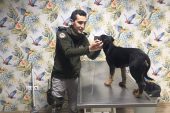 Şiddet Gören Yavru Köpeği Mersin Polisi Sahiplendi