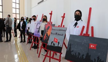 BAŞKAN YILMAZ: “İSTİKLAL MARŞIMIZI, BUGÜN AYNI RUH VE HEYECANLA HAYKIRIYORUZ”