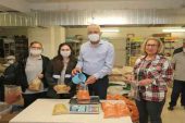 Mezitli Belediyesi, hayırseverlerle ihtiyaç sahibi vatandaşları buluşturuyor