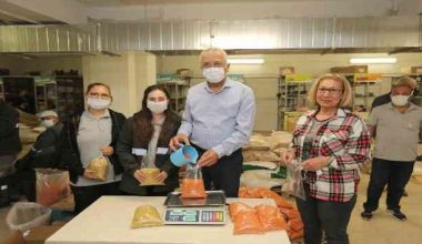 Mezitli Belediyesi, hayırseverlerle ihtiyaç sahibi vatandaşları buluşturuyor