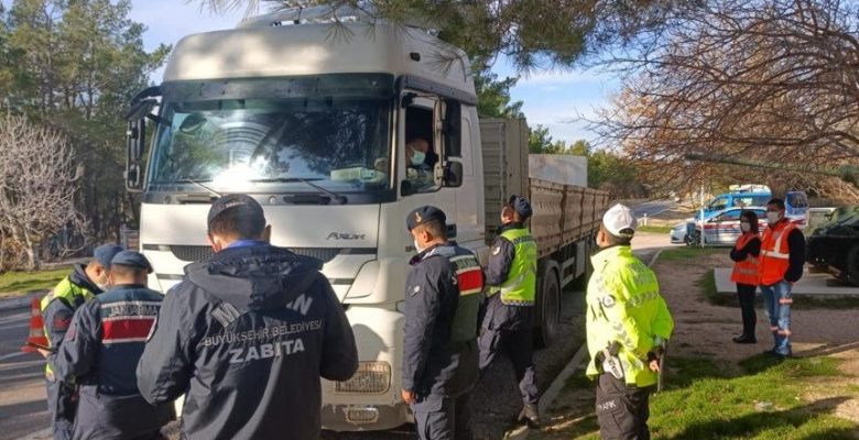 MERSİN’DE MÜŞTEREK TRAFİK DENETİMİ