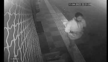 CAMİ’DEN HIRSIZLIK YAPAN ŞAHIS YAKALANDI