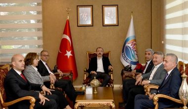 Ticaret Bakanı Muş’tan Vali Su’ya Ziyaret￼