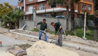 <strong>TOROSLAR ÜRETİYOR, YOLLAR YENİLENİYOR</strong>