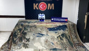 POLİS TARİHİ ESER KAÇAKÇILARINI YAKALADI