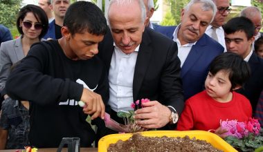 “Sevgi İle Aşılamayacak Hiçbir Engel Yoktur”