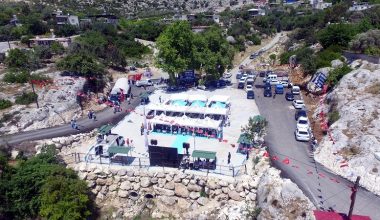 “ESENLİ MEYDANI HİZMETE AÇILDI”