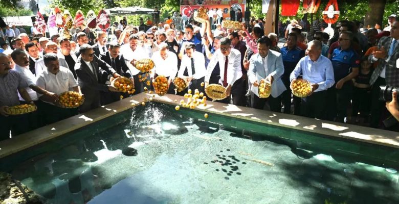 Anamur Belediye Başkanı Hidayet Kılınç’a Mut’ta Yoğun İlgi