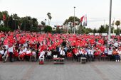 MERSİN CUMHURİYET MEYDANINDA DEMOKRASİ NÖBETİ