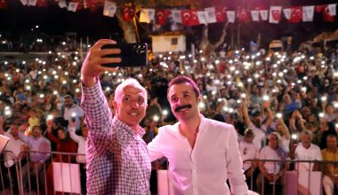 Eser Eyüboğlu, Esenli Üzüm Şenliğini Coşturdu