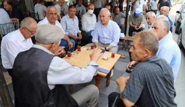 Başkan Gültak, Şevket Sümer Mahallesi Esnafını Ziyaret Etti