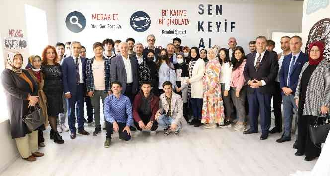 Akdeniz Belediyesi’nin Ücretsiz Üniversite Hazırlık Kursu Başlıyor