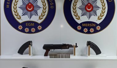 ASAYİŞ OPERASYONUNDA AK-47 VE 2 TABANCA ELE GEÇİRİLDİ