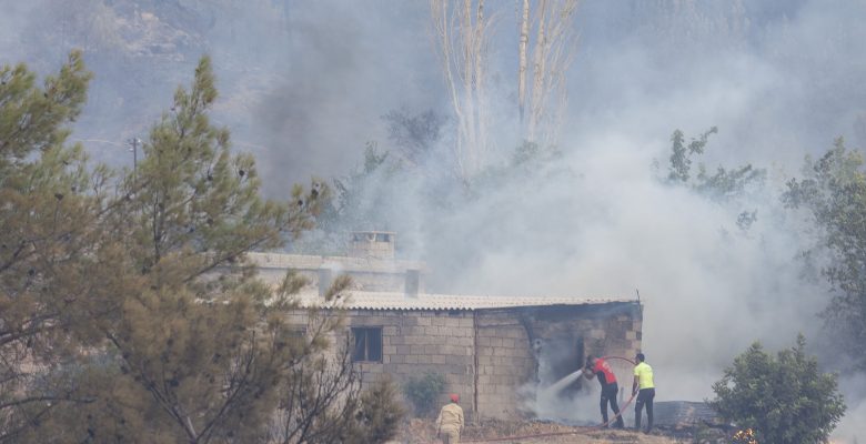 BÜYÜKŞEHİR EKİPLERİ GÜLNAR’DA GÖREV BAŞINDA