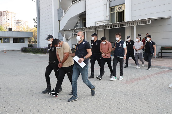 YASADIŞI BAHİS OPERASYONU BEŞ ŞÜPHELİ TUTUKLANDI