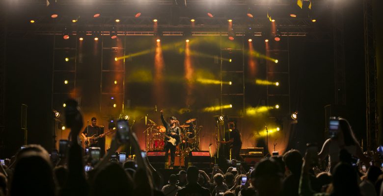 Mersin’de Duman Konseri