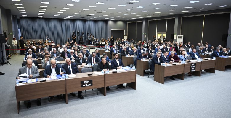 “ZAFER ÇARŞISI ESNAFI İÇİN YENİ BİR YER YAPACAĞIM, FAKAT YER SORUNU YAŞIYORUM”