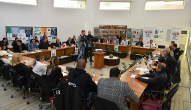 MERSİN, ÇAMLIBEL BALIKÇI BARINAĞI’NIN GELECEĞİNİ KONUŞUYOR