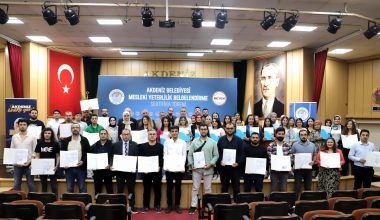 Akdeniz Belediyesi, Gençlere İstihdam Kapılarını Açmaya Devam Ediyor