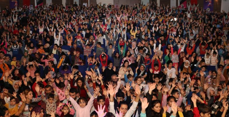 Toroslar Çocuk Şenliği, panayır havasında geçiyor