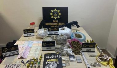 MERSİN POLİSİ UYUŞTURUCUYLA MÜCADELEDE KARARLI