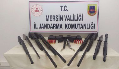 RUHSATSIZ SİLAH SATAN 2 KİŞİ YAKALANDI