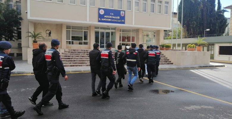 JANDARMADAN TERÖR OPERASYONU; 10 GÖZALTI