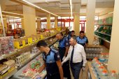 Akdeniz Belediyesi Zabıta Müdürlüğü Ekipleri Zincir Marketleri Denetledi