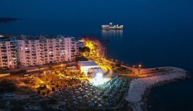 Depremzede Vatandaşlar Kızkalesi’nde İftar Sofrasında Buluştu