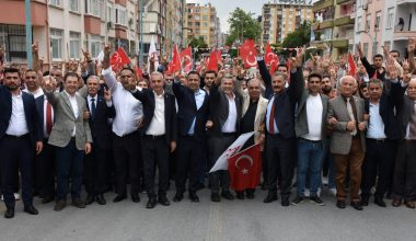MHP, Tarsus’ta Zafer Yürüyüşü Yaptı