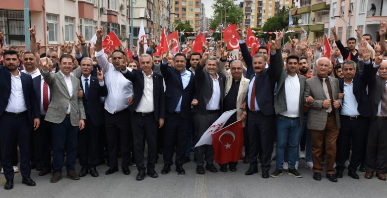 MHP, Tarsus’ta Zafer Yürüyüşü Yaptı