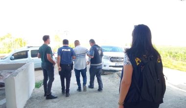Mersin’de Aranan Şahıslar, Şafak Vakti Şok Operasyonla Yakalandı