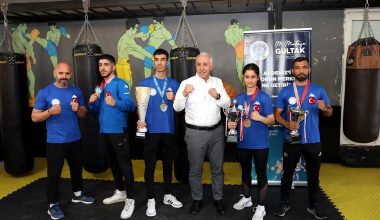 “Akdeniz’in Üzerindeki Kara Bulutlar Dağıldı”