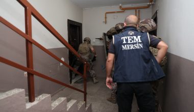 DEAŞ TERÖR ÖRGÜTÜNE ŞAFAK OPERASYONU