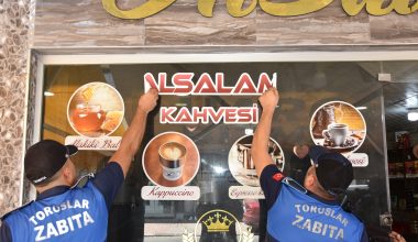 TOROSLAR’DA YABANCI TABELALAR SÖKÜLDÜ