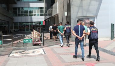 DOLANDIRICILAR MERSİN POLİSİNDEN KAÇAMADI