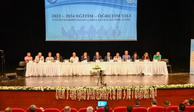 Mersin’de ikili eğitim devam edecek