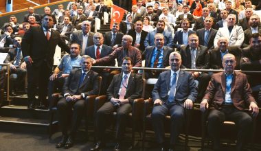 UYSAL: “TÜRKİYE CUMHURİYETİ, DÜNYADAKİ HER TÜRK’ÜN YANINDADIR”