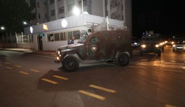 Sosyal medyada vatandaşa tuzak kuran 14 kişi gözaltına alındı