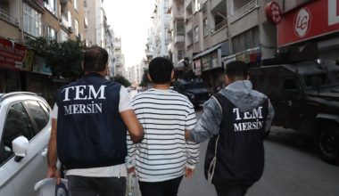 Mersin’de FETÖ Operasyonu: 7 Gözaltı
