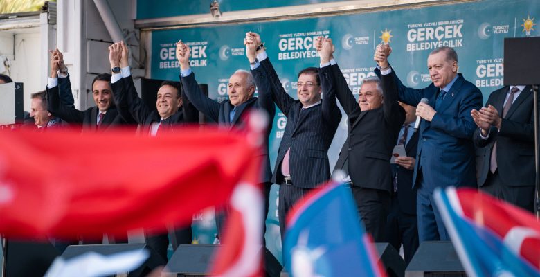 SERDAR SOYDAN: “BİZİM YOL ARKADAŞLARIMIZ SİZLERSİNİZ”