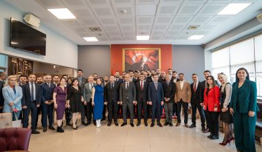 Serdar Soydan: “Mersin halkı artık değişim istiyor, hizmet istiyor”