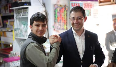 Serdar Soydan: “Sandığa gidelim, Mersin geleceğini değiştirelim”