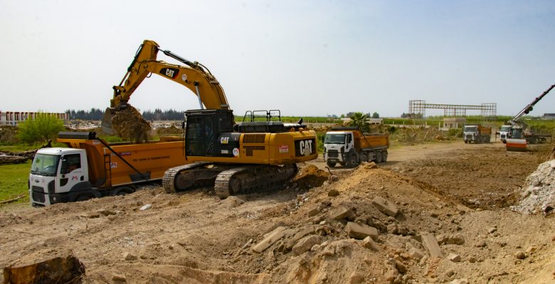 BÜYÜKŞEHİR, LOJİSTİK MERKEZİ’NİN YOL ÇALIŞMALARINI BAŞLATTI