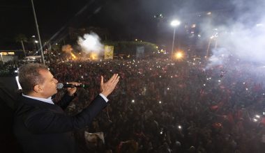 Başkan Seçer, “Vatandaş; iktidara, hayat pahalılığına…‘yeter’ dedi”