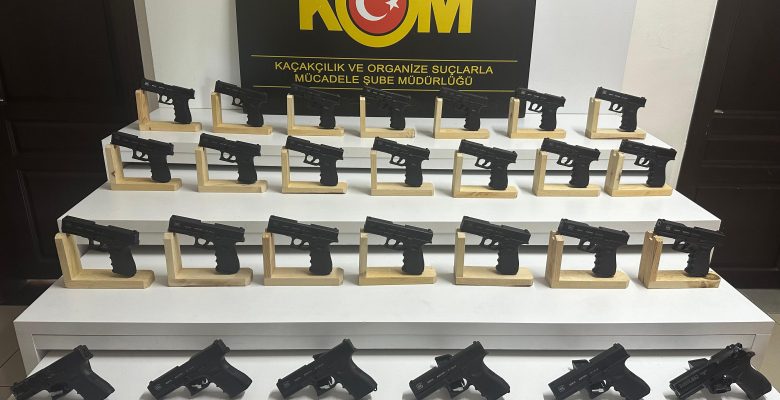 KAÇAK SİLAH DEPOSUNA BASKIN