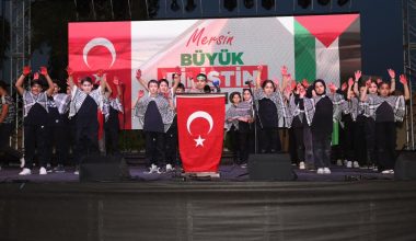 ‘MERSİN BÜYÜK FİLİSTİN MİTİNGİ’ DÜZENLENDİ