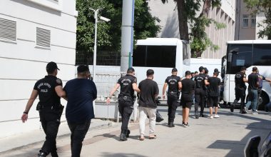 MERSİN POLİSİ ORGANİZE SUÇ ÖRGÜTÜ DOLANDIRICILARINA GÖZ AÇTIRMIYOR